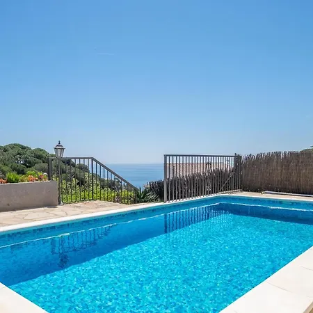 Bouganvilla Parking Privado 32 En La Playa Pousada Tossa de Mar